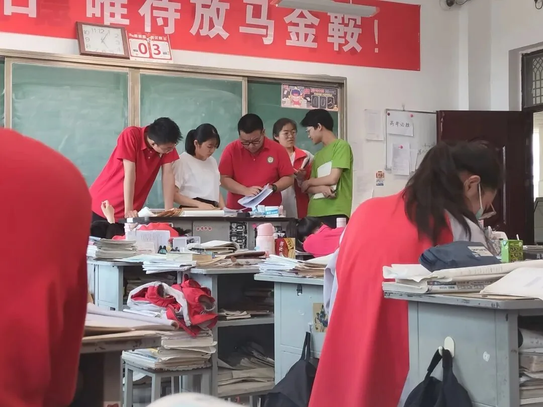 卢海燕老师